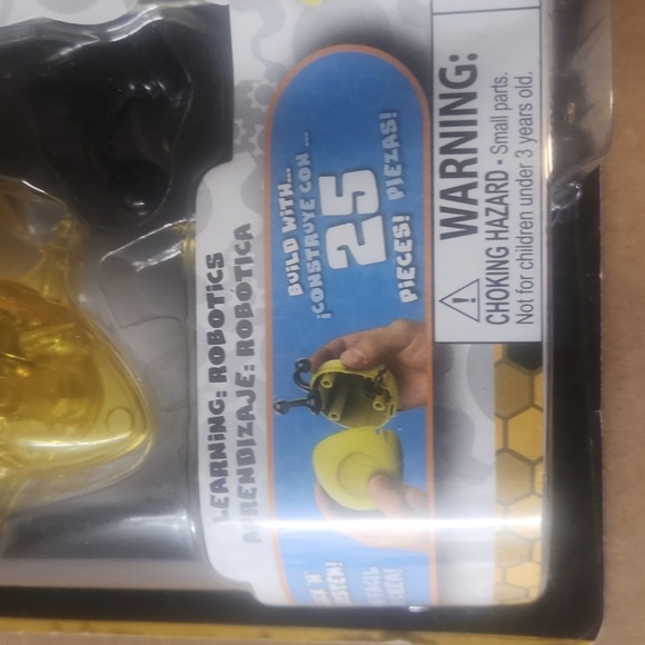 Build a Bot Buzzy bee - Picture 2 of 4